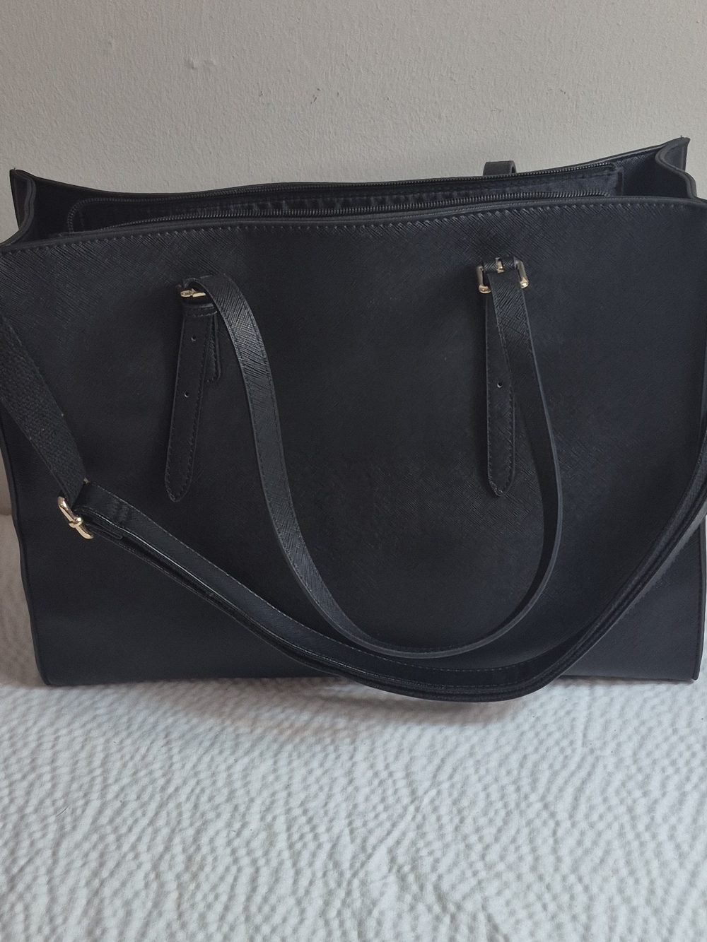 Black Structured Tote Handbag - Classic Women's Work Bag